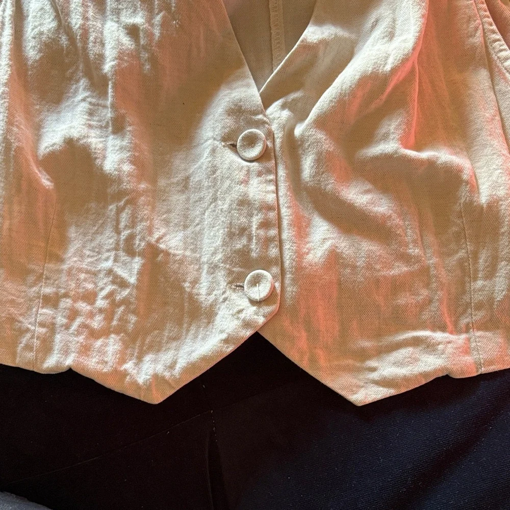 OAK + FORT Cropped Linen Vest - Picture 8 of 8